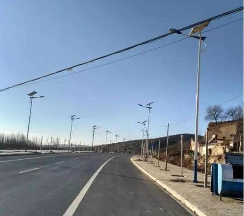 如何清洗太阳能路灯 如何清洗太阳能路灯