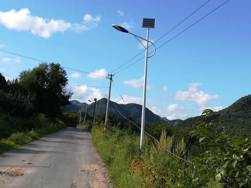 如何改造乡村太阳能路灯